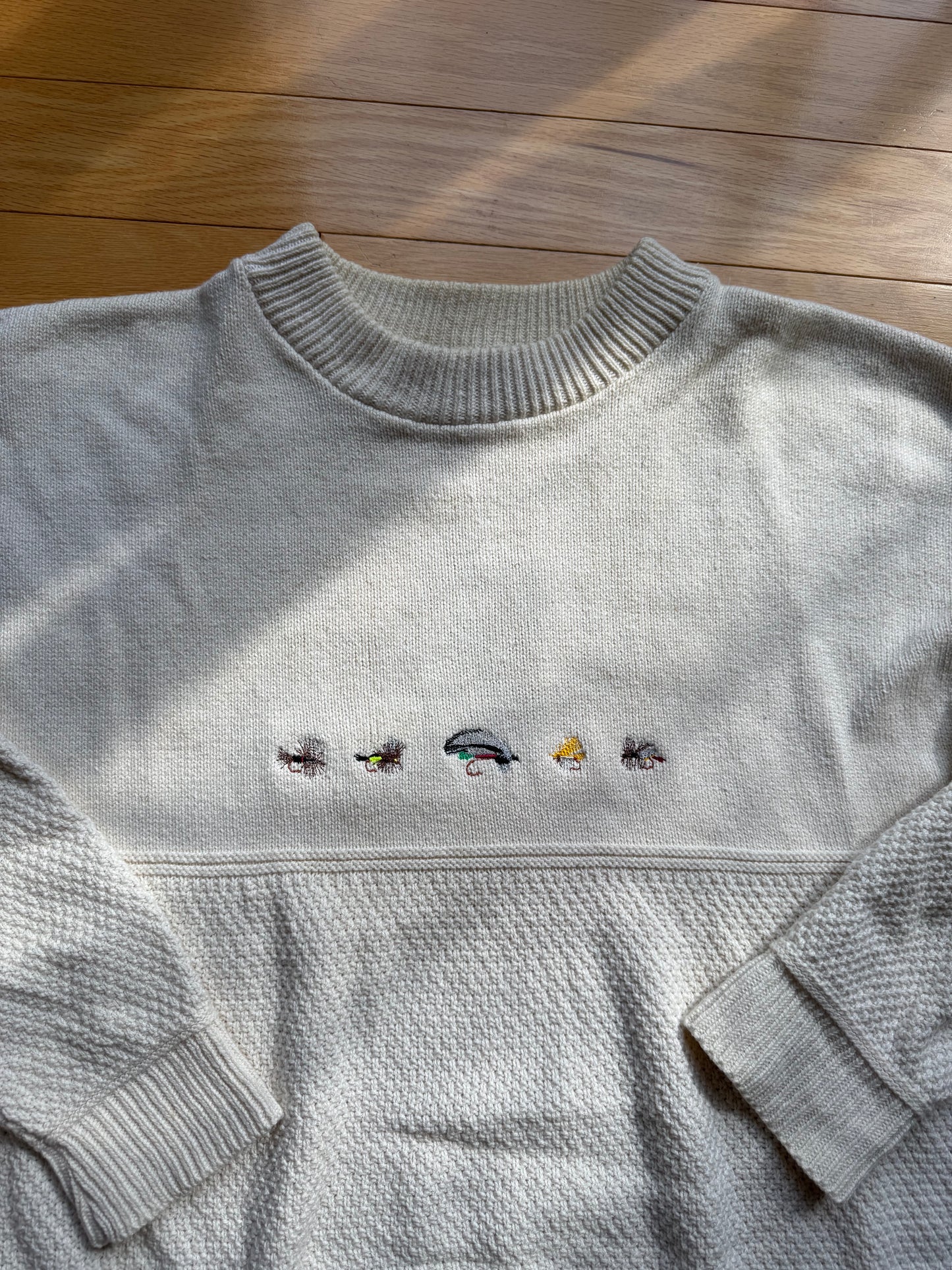 Vintage Orvis Embroidered 5 Fly Sweater