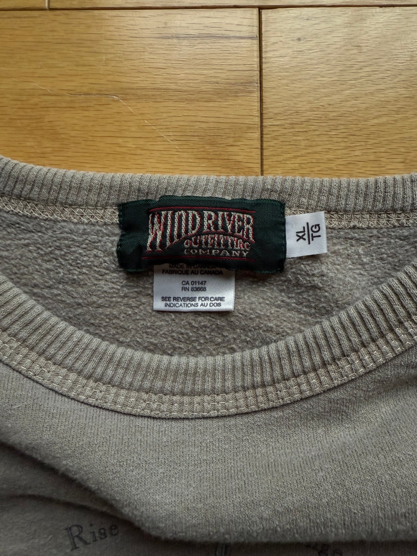 Vintage Expert Angling Crewneck