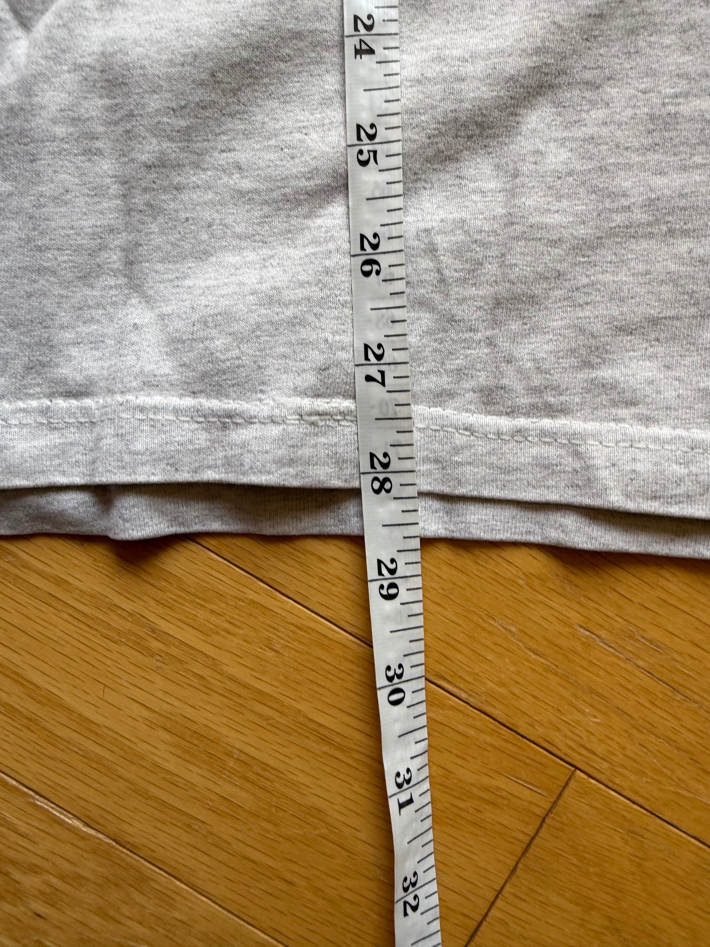 Vintage Earth, Stream & Fly Tee. Size L