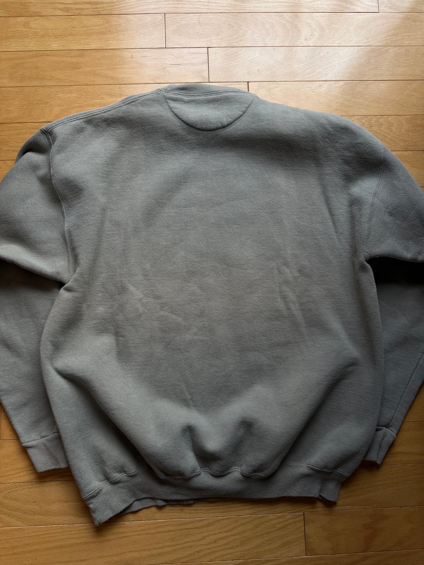 Vintage Snowshoe Thompson Northern Pike Crewneck