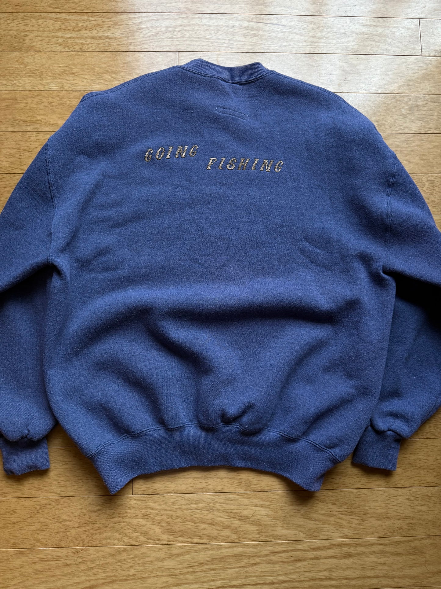 Vintage Russel Stitched Rainbow Trout Crewneck