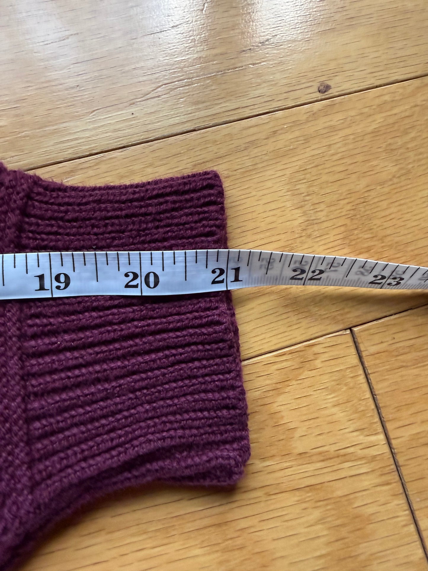 Vintage Orvis Embroidered 5 Fly Sweater