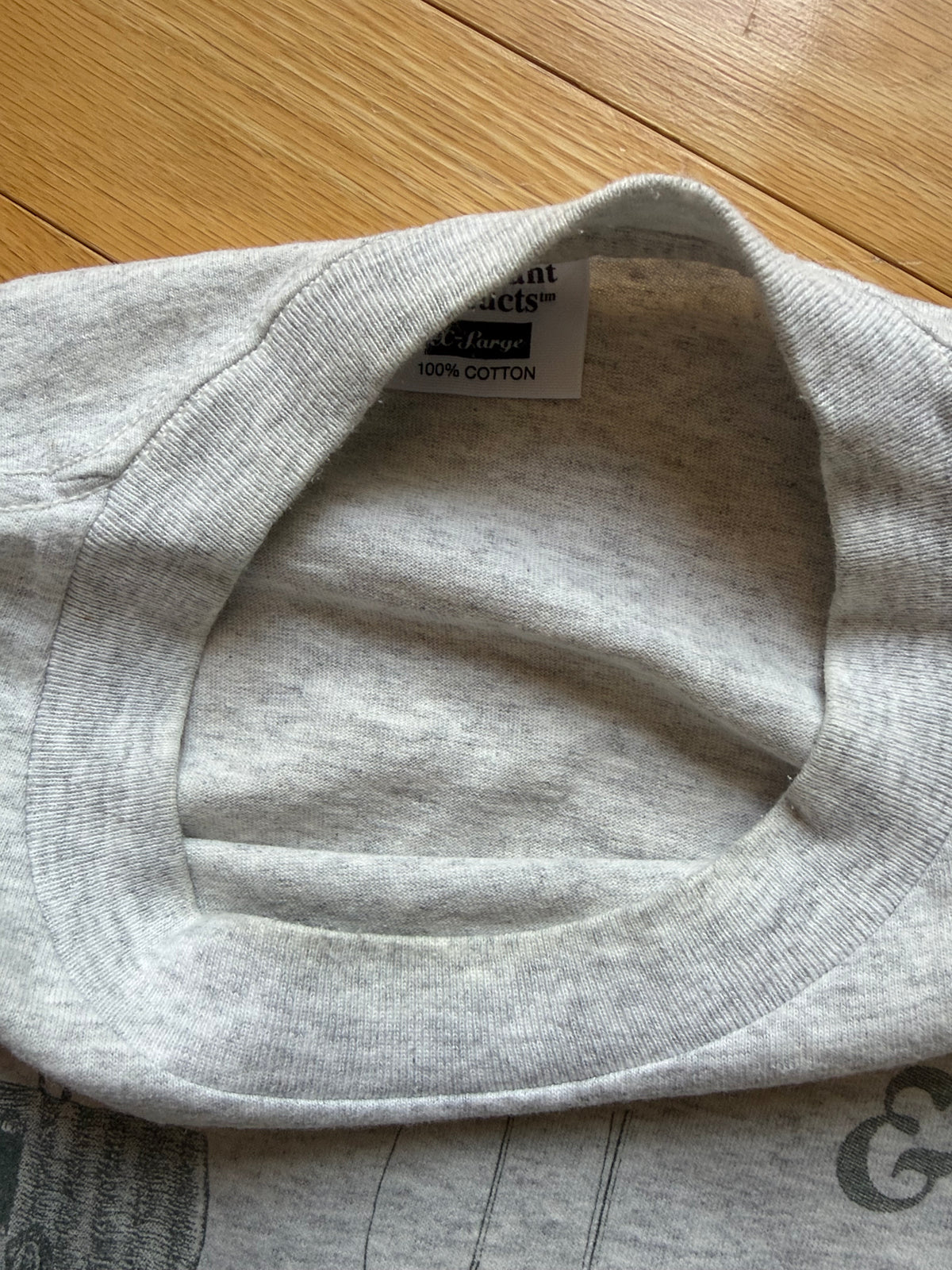 Vintage AOP Fly Fishing Essentials Tee. Size XL
