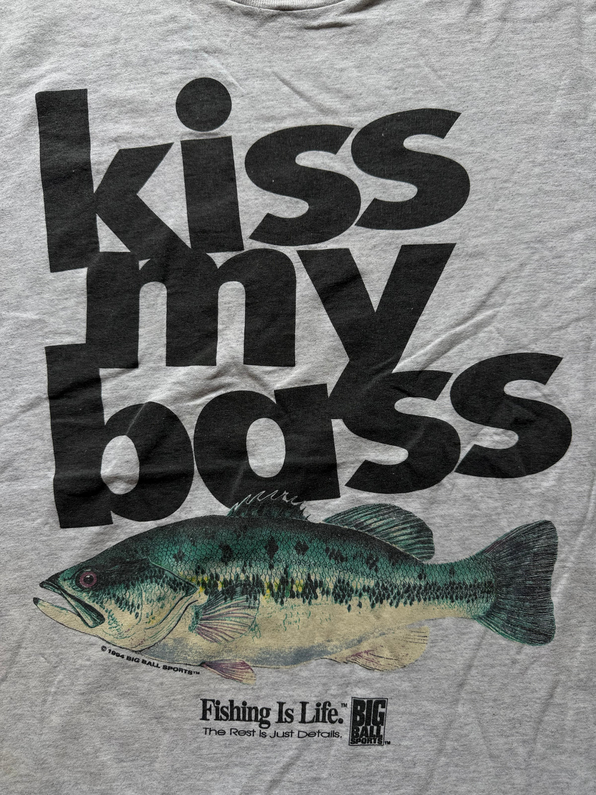 Vintage Kiss My Bass Tee. Size XXL