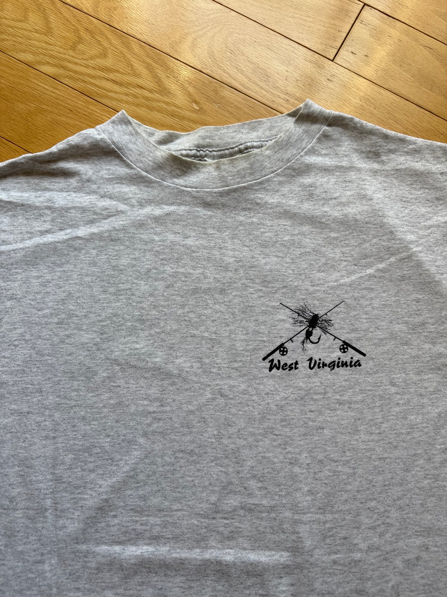 Vintage West Virginia Rainbow Trout Tee. Size L