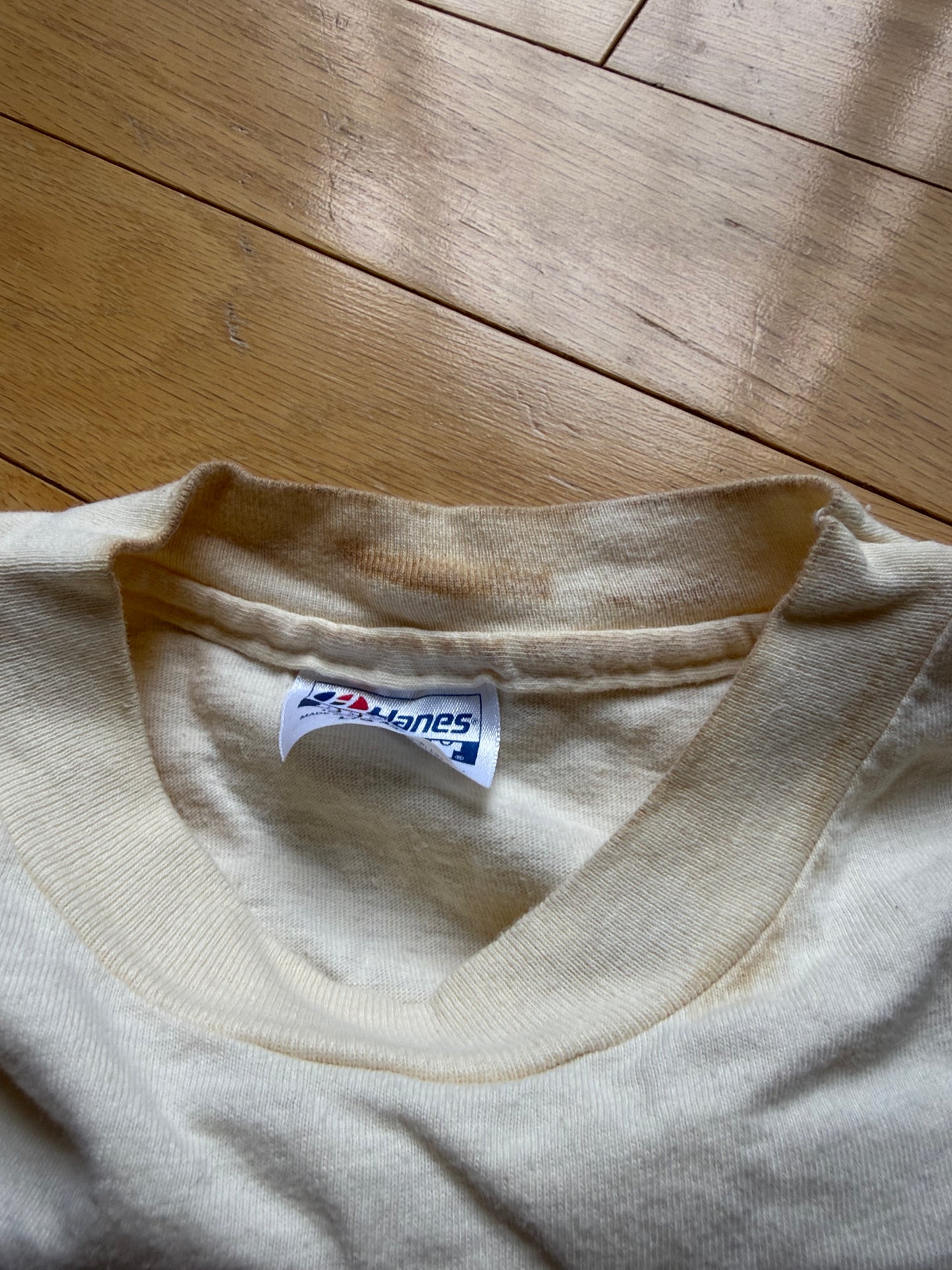 Vintage Lake Taneycomo Rainbow Trout Tee. Size L