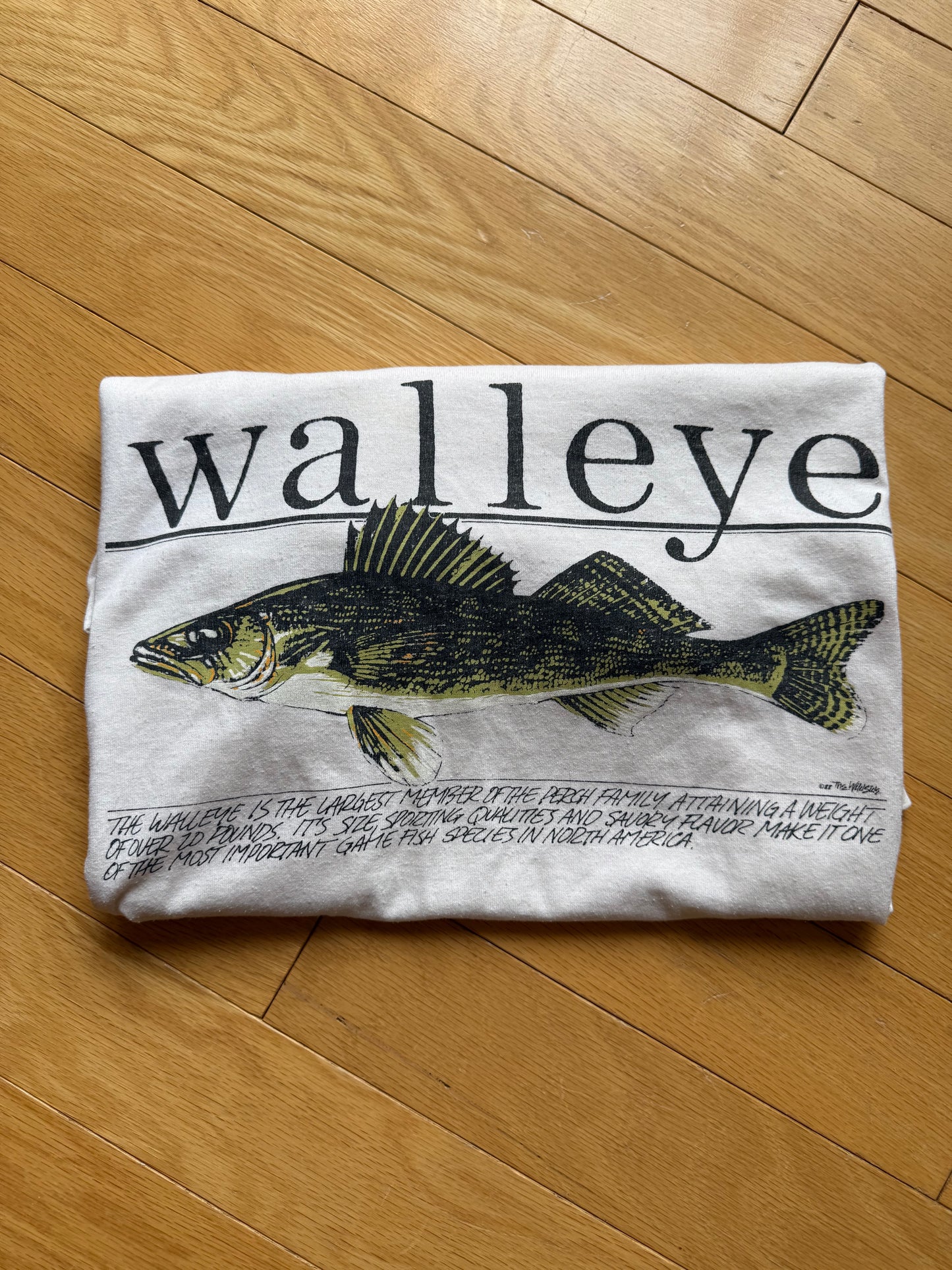 Vintage Wildside Walleye Tee. Size L