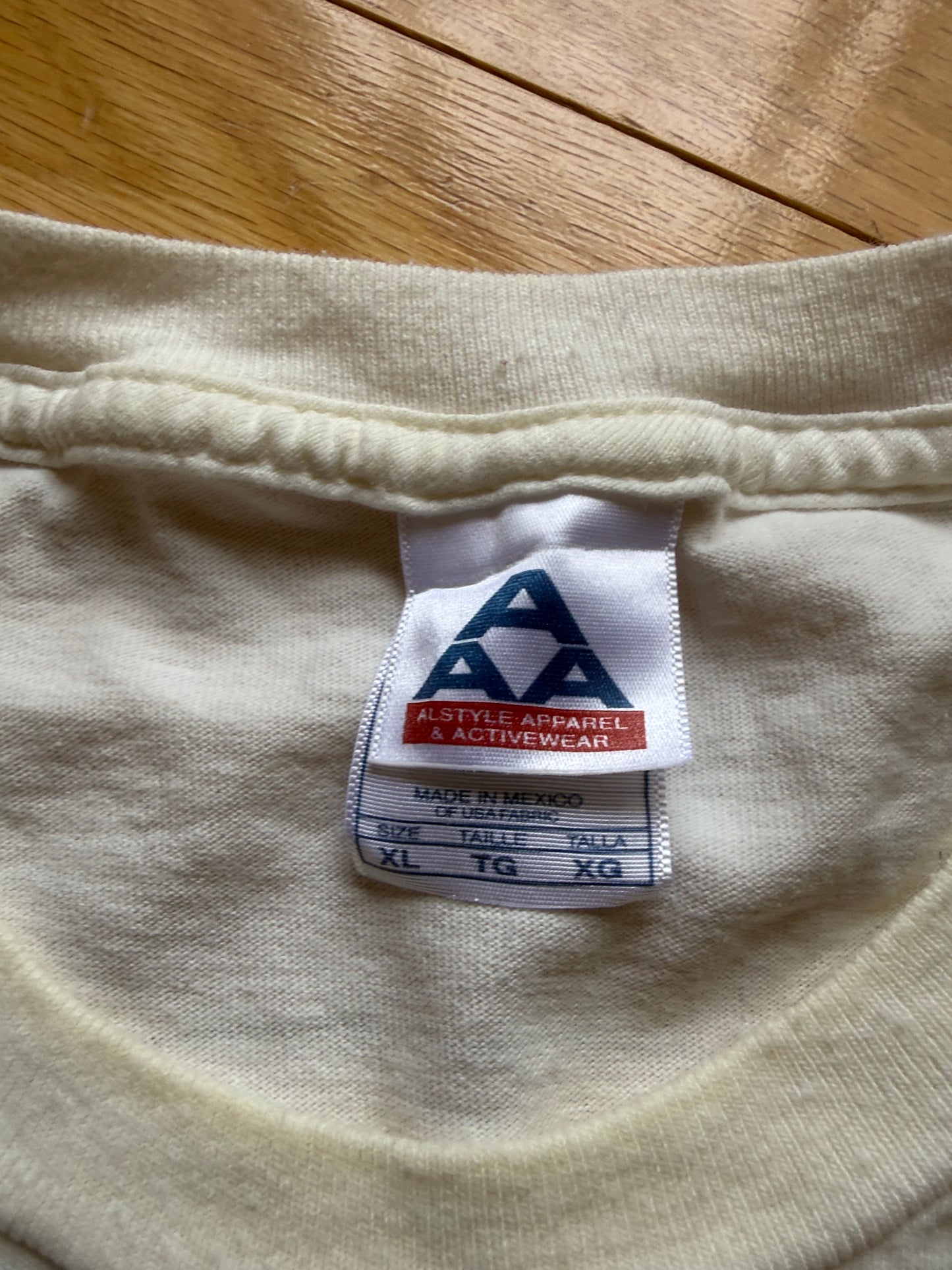 Vintage A Way of Life Tee. Size XL