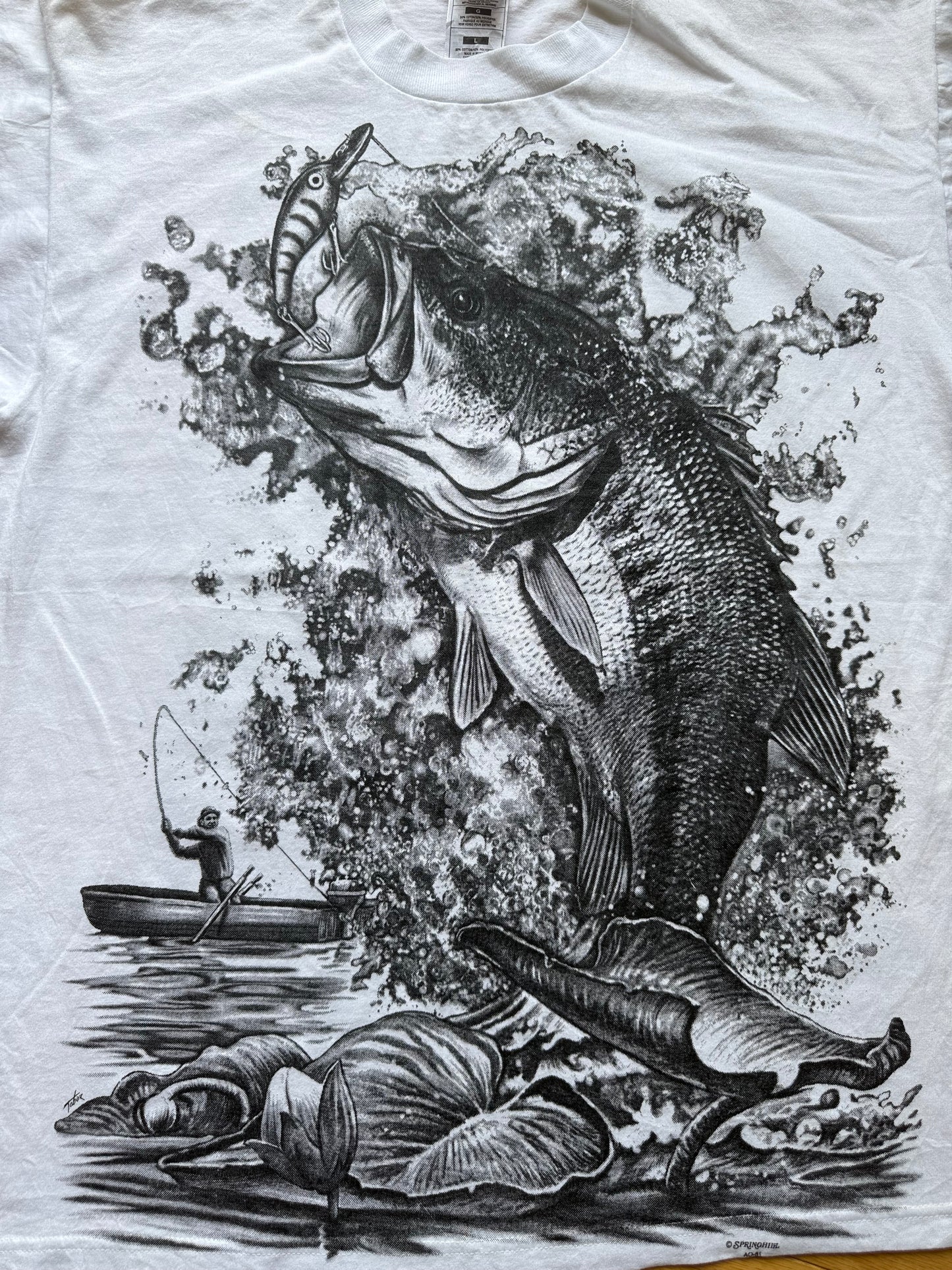 Vintage AOP Bass Tee. Size L