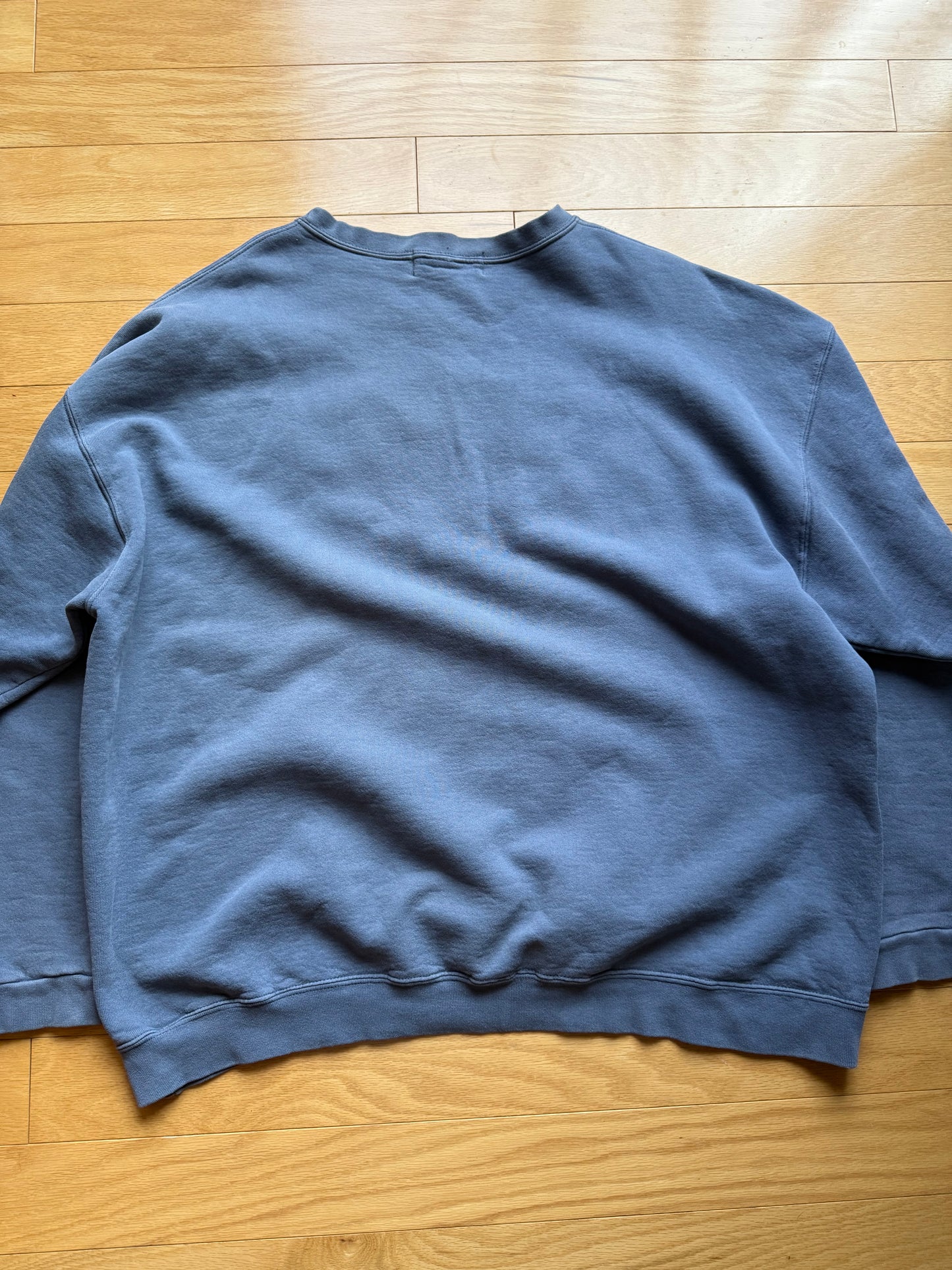Y2k/00s Orvis Crewneck