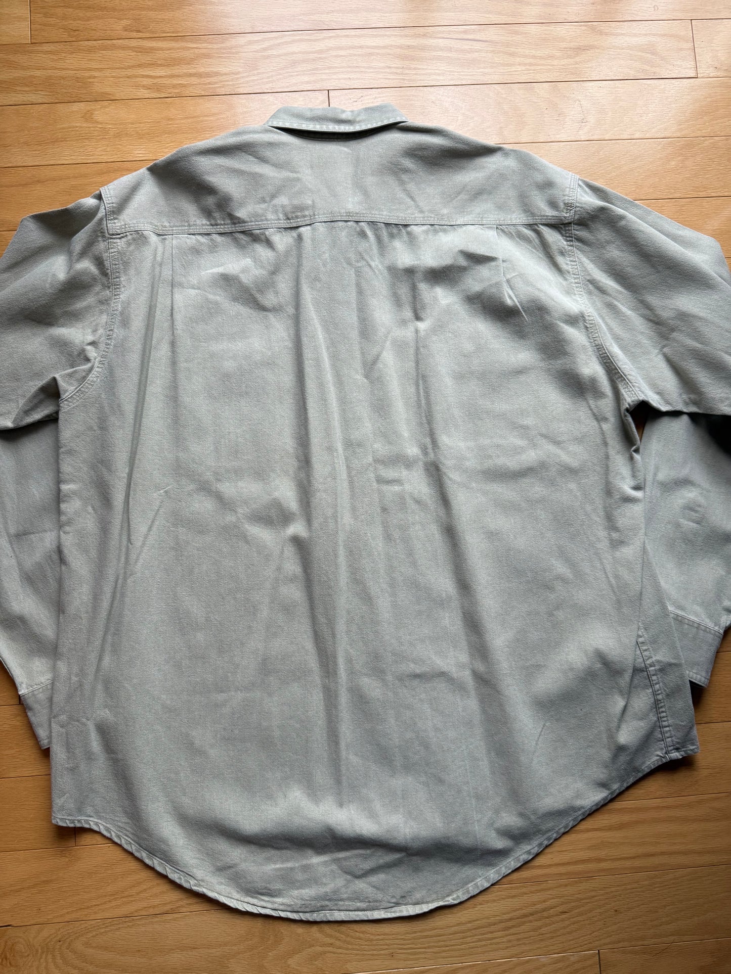 Vintage Orvis Fly Embroidered Shirt