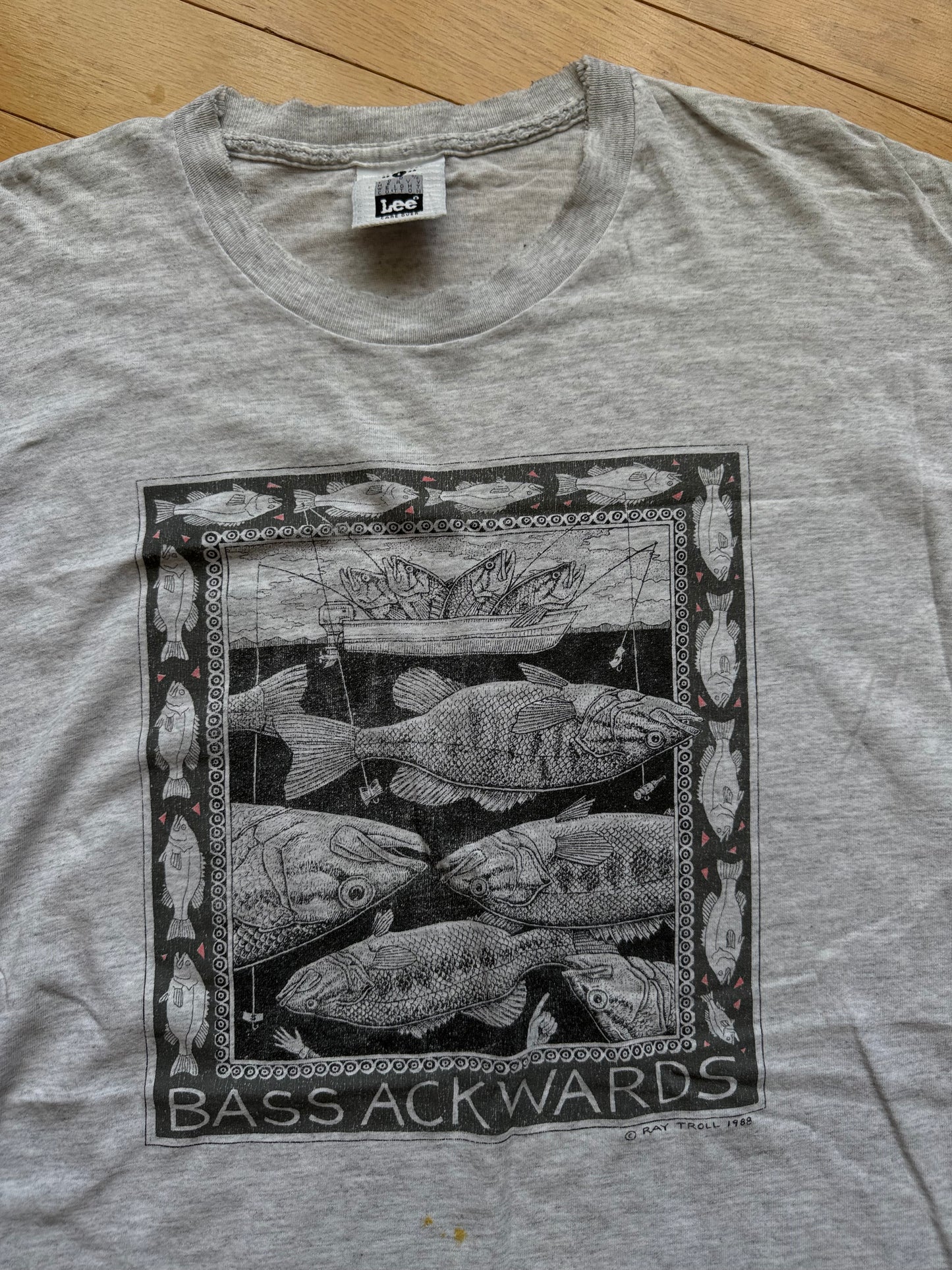 Vintage Ray Troll Bass Ackwards Tee. Size L