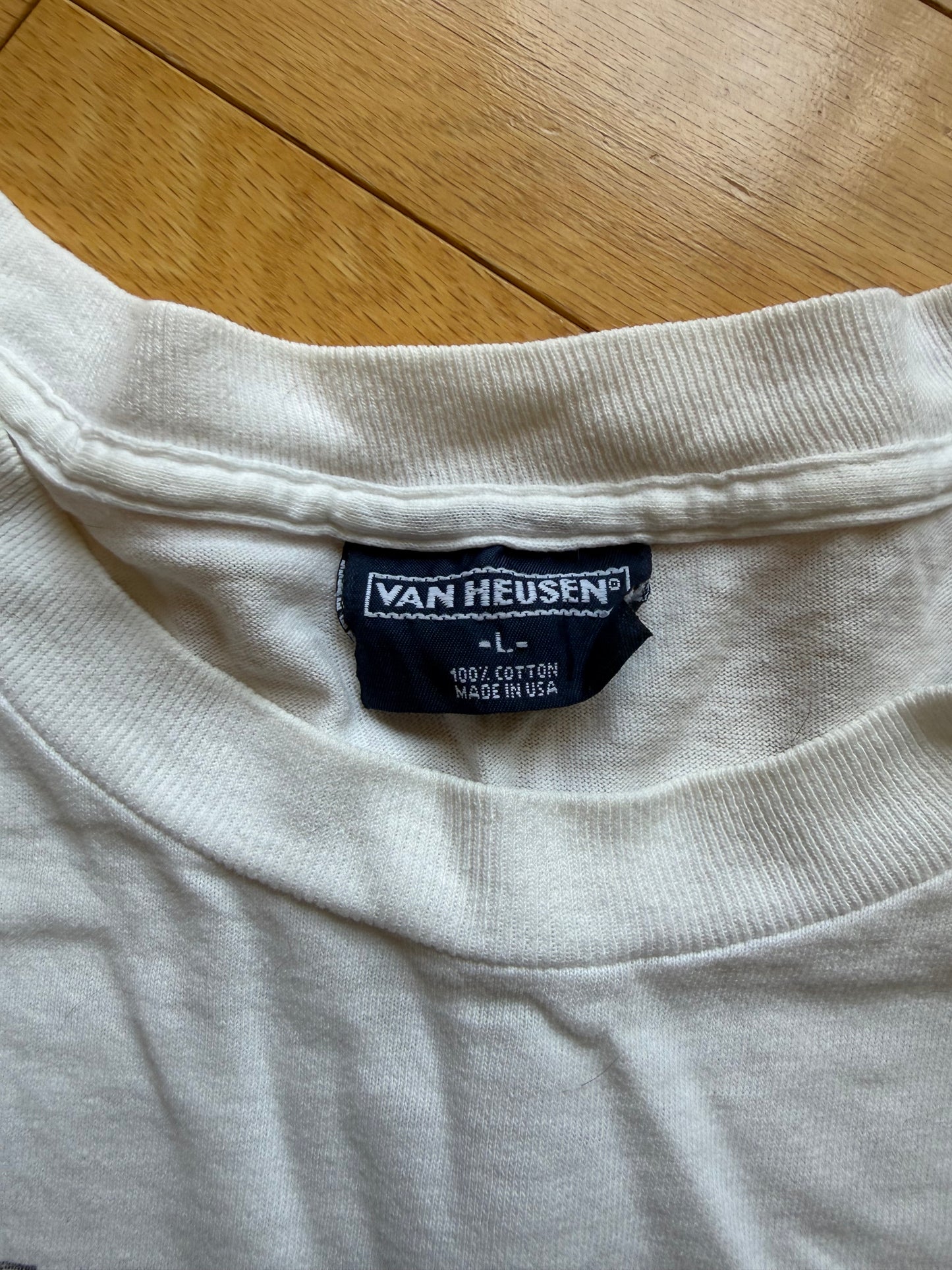 Vintage Catch Of The Day Tee. Size L