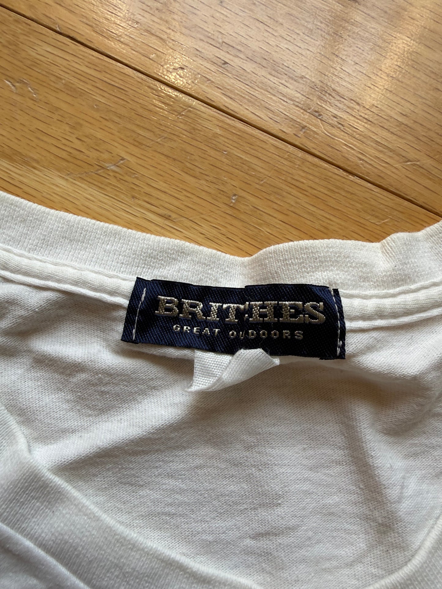 Vintage Britches Fly Fishing Tee. Size XL