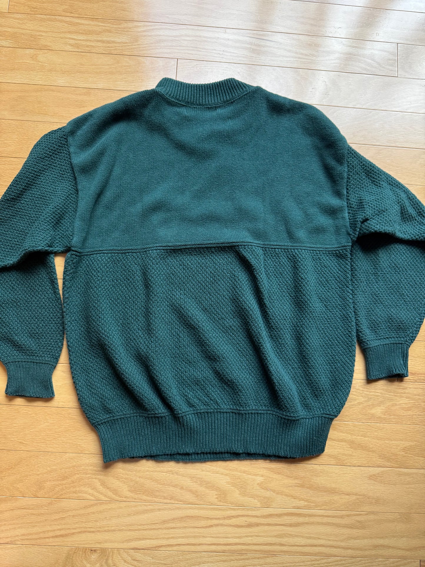Vintage Orvis Embroidered 5 Fly Sweater