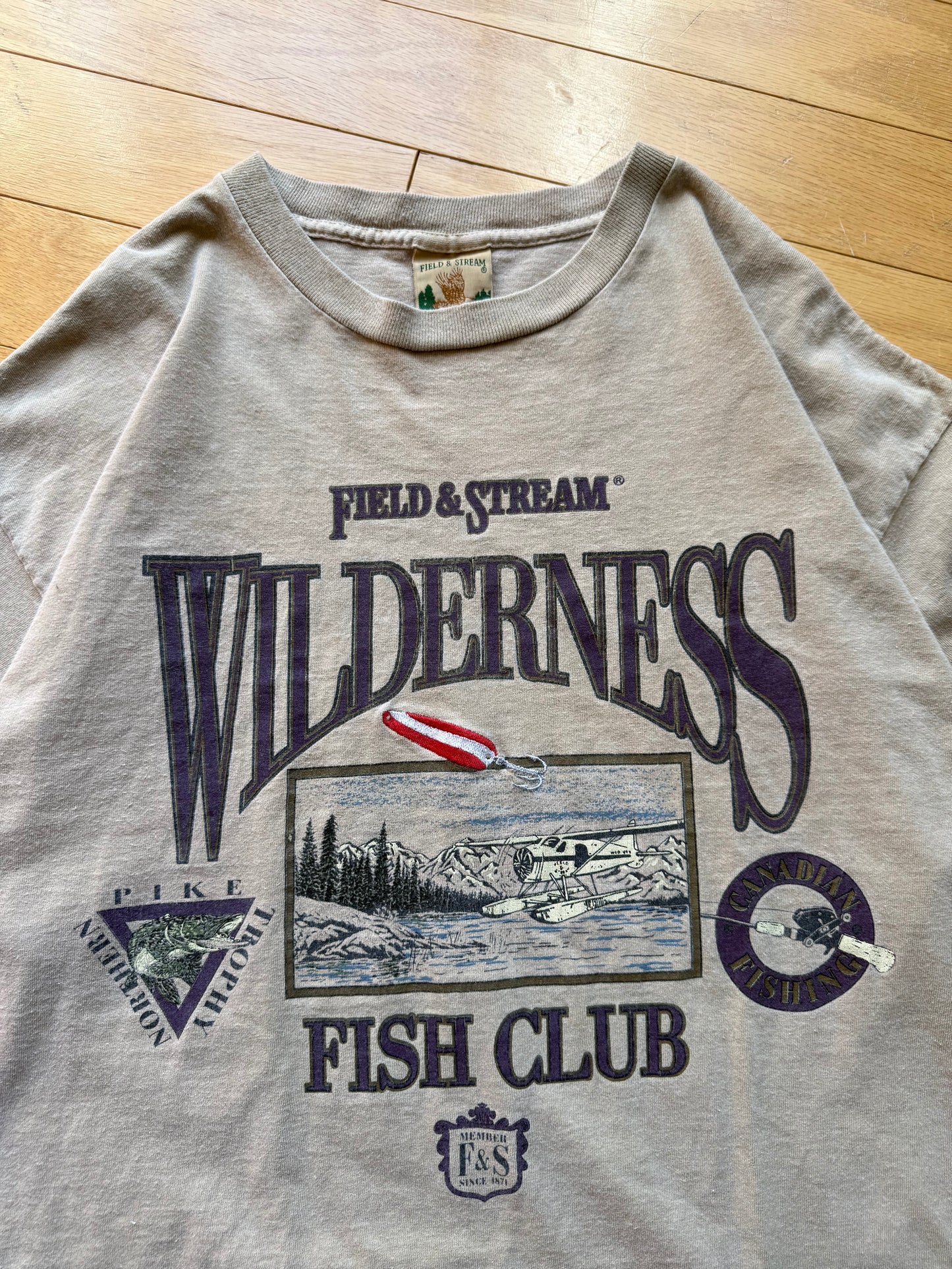 Vintage Field & Stream Wilderness Fish Club Tee