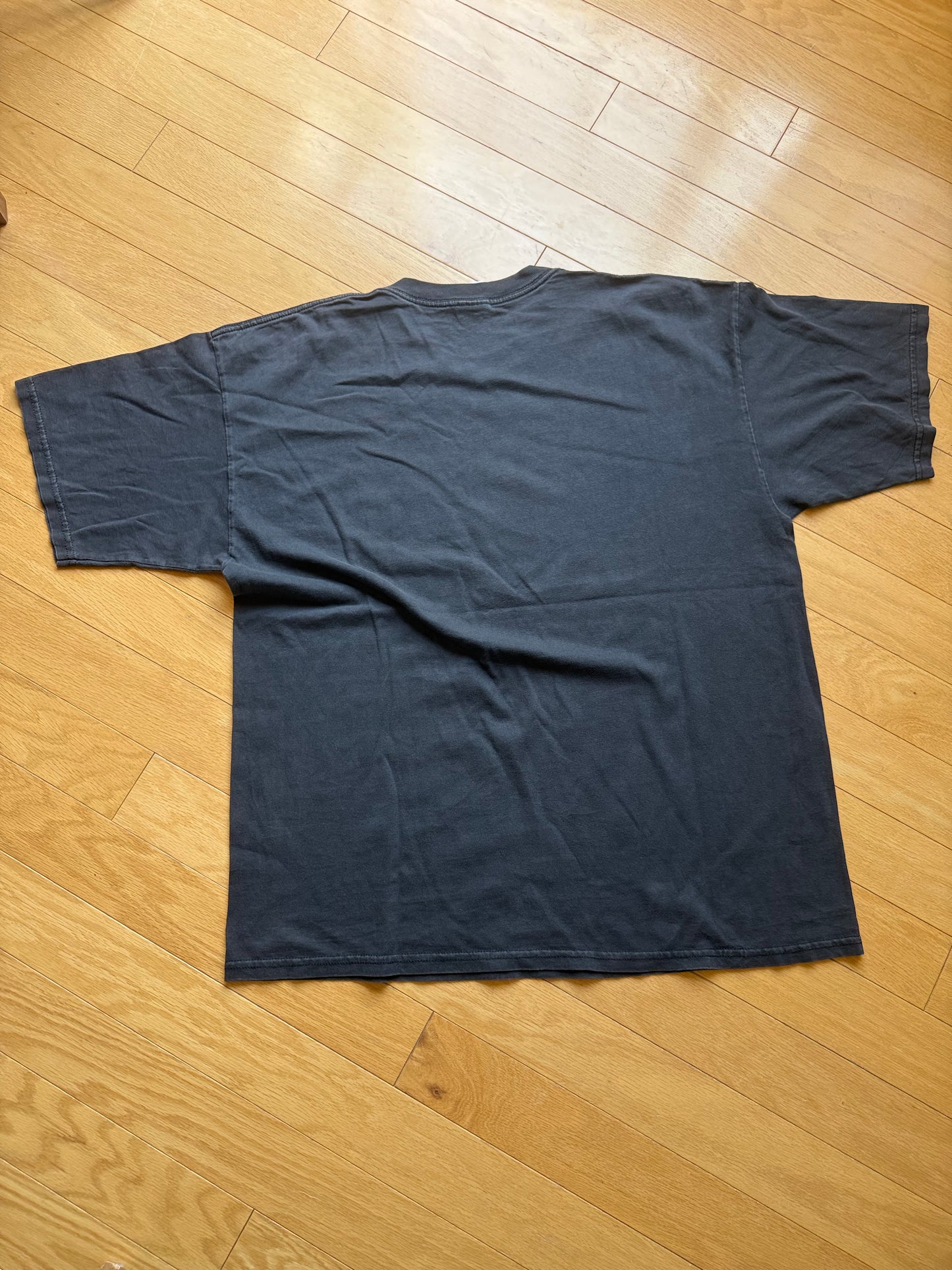 Vintage Bite Me Tee. Size XL