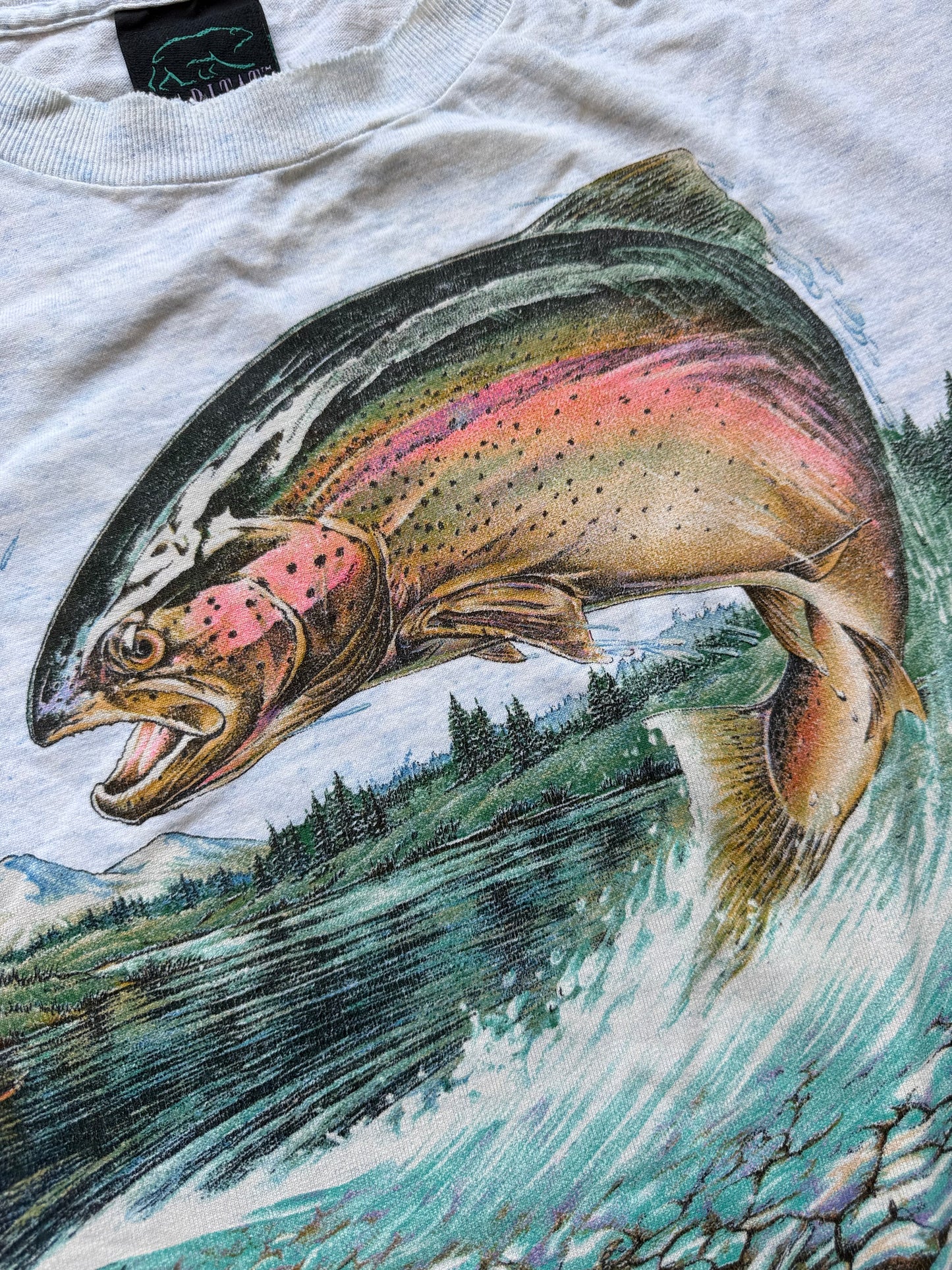 Vintage Habitat Rainbow Trout Tee. Size L