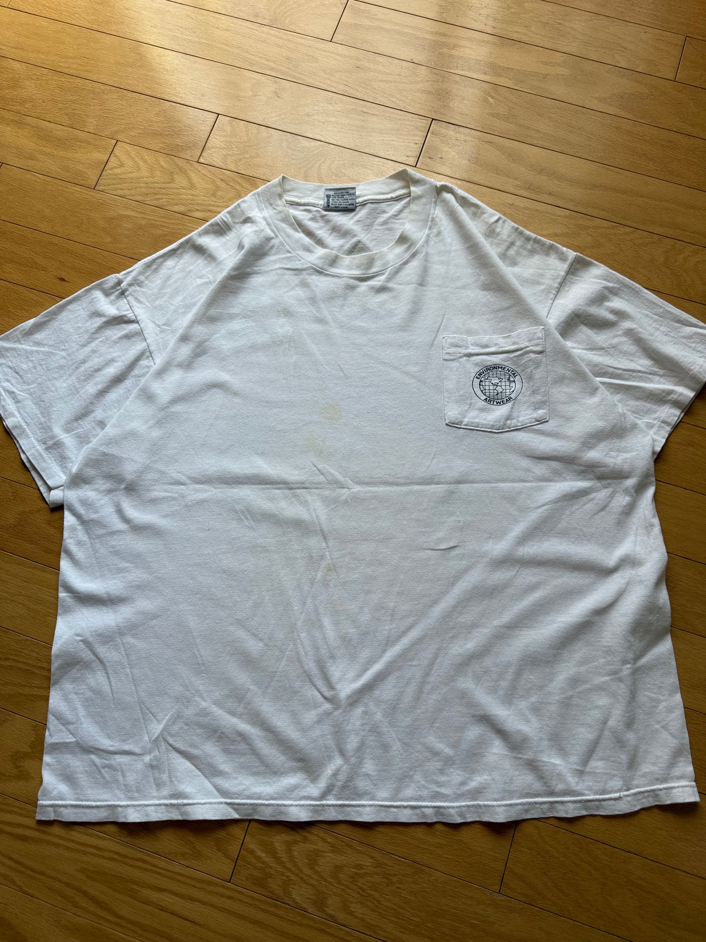 Vintage Environmental Artwear "Fresh Water Lightning" Tee. Size XL
