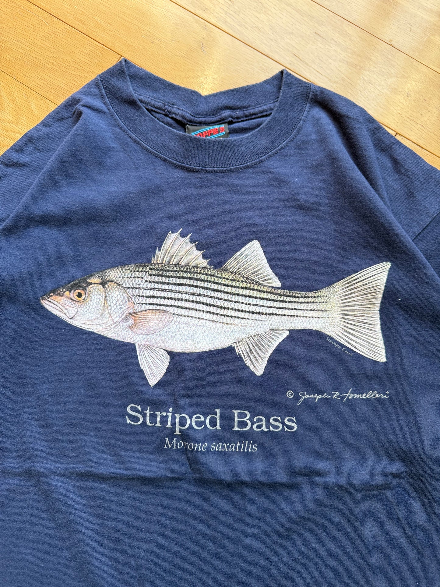 Vintage Joseph Tomelleri Striped Bass Tee. Size L