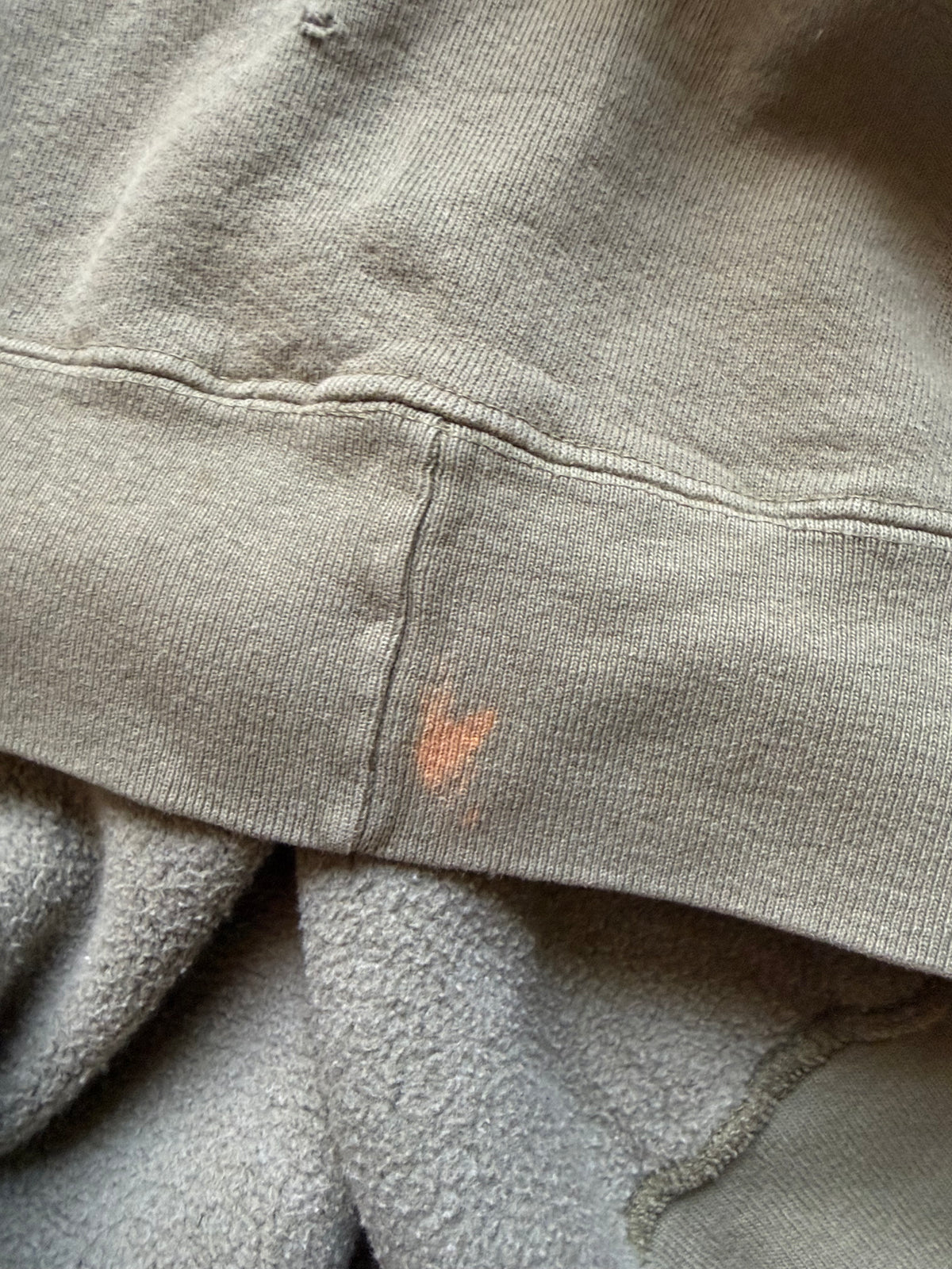 Orvis Golden Retriever Sweatshirt