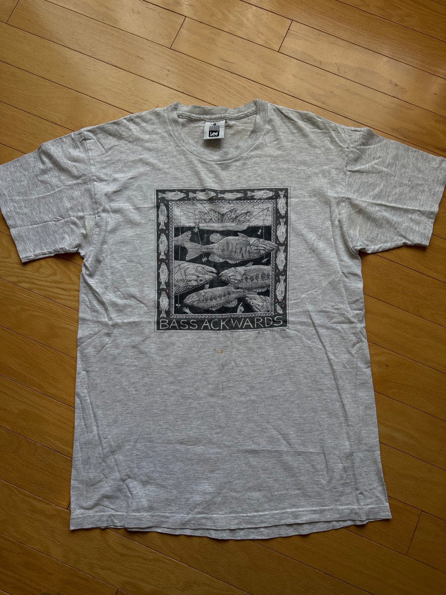 Vintage Ray Troll Bass Ackwards Tee. Size L