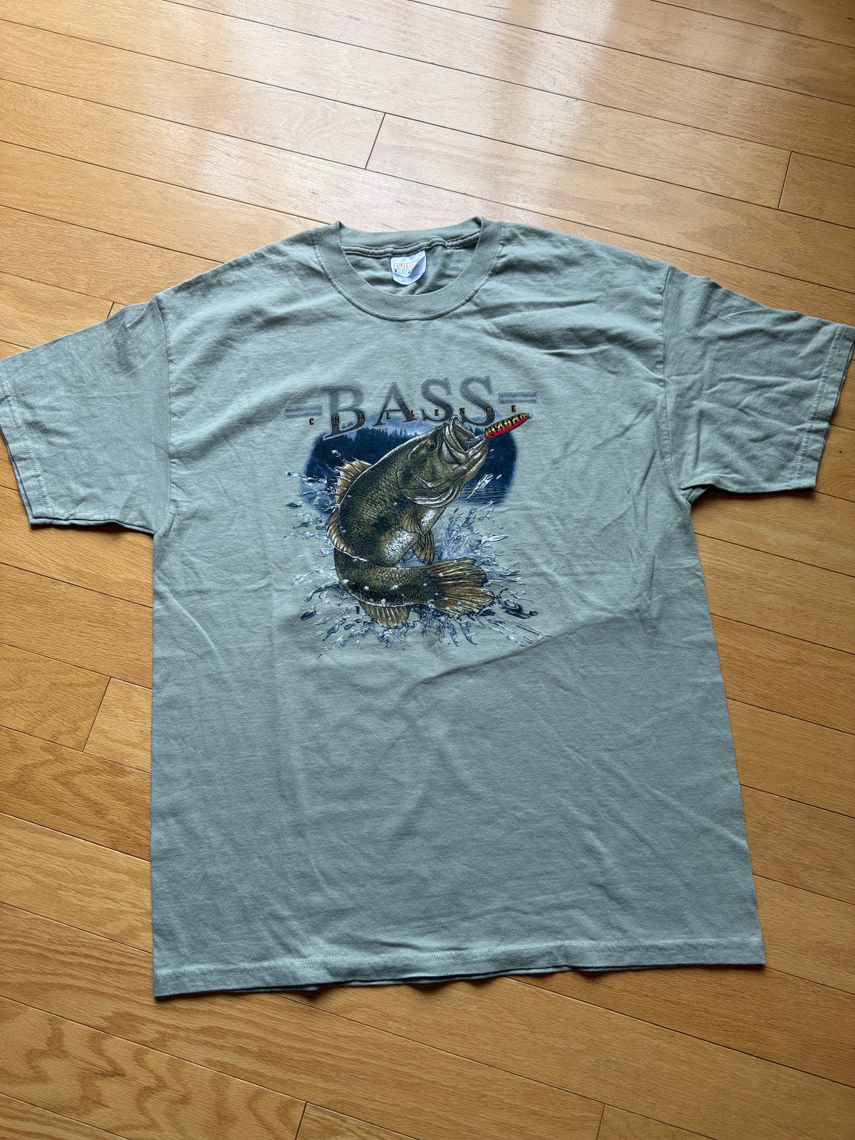 Vintage Bass Challenge Tee. Size L