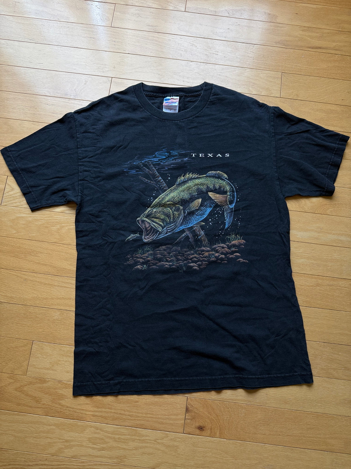 Vintage Texas Bass Tee. Size L
