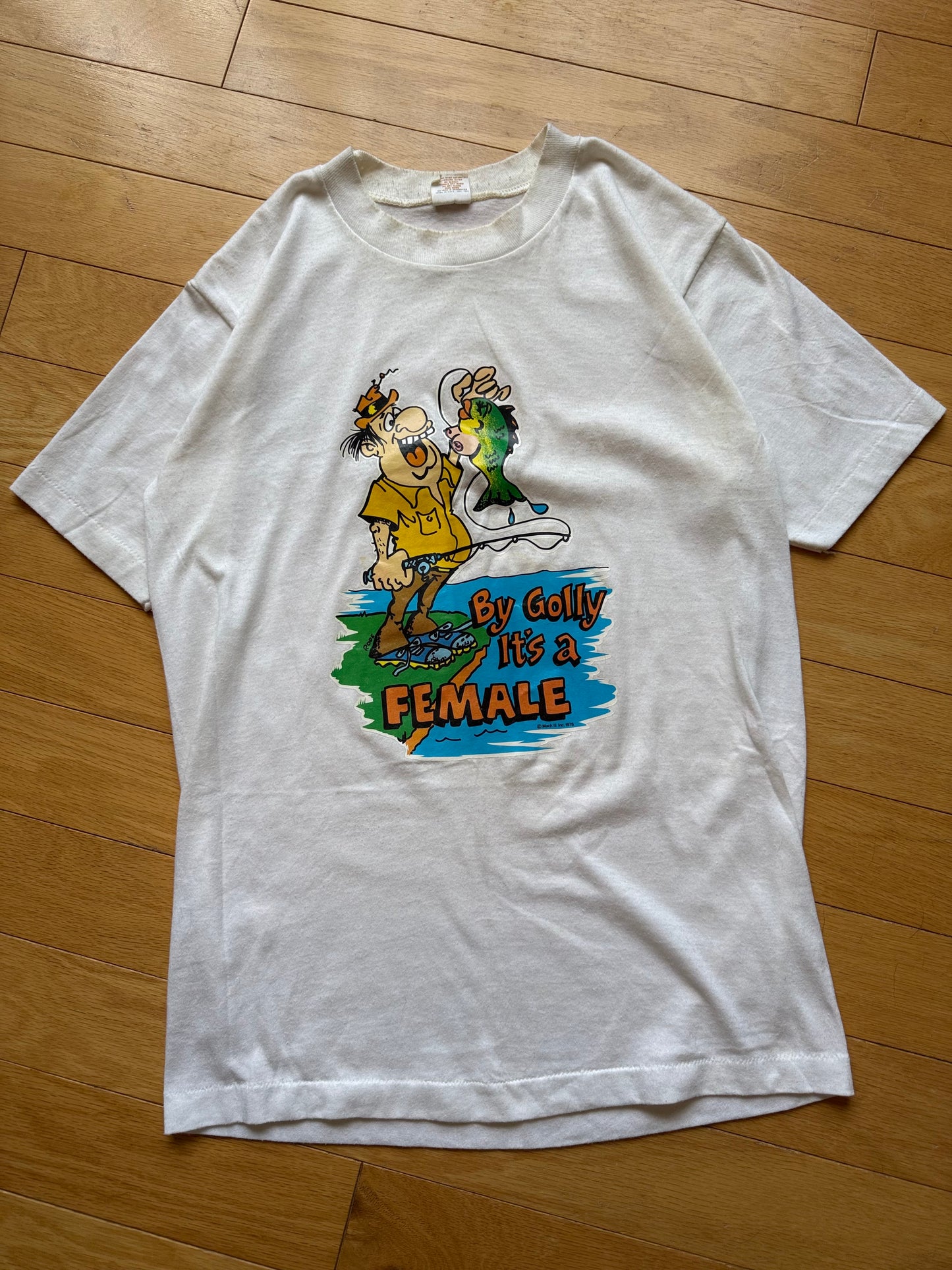 Vintage "By Golly It's a Female" Tee. Size M
