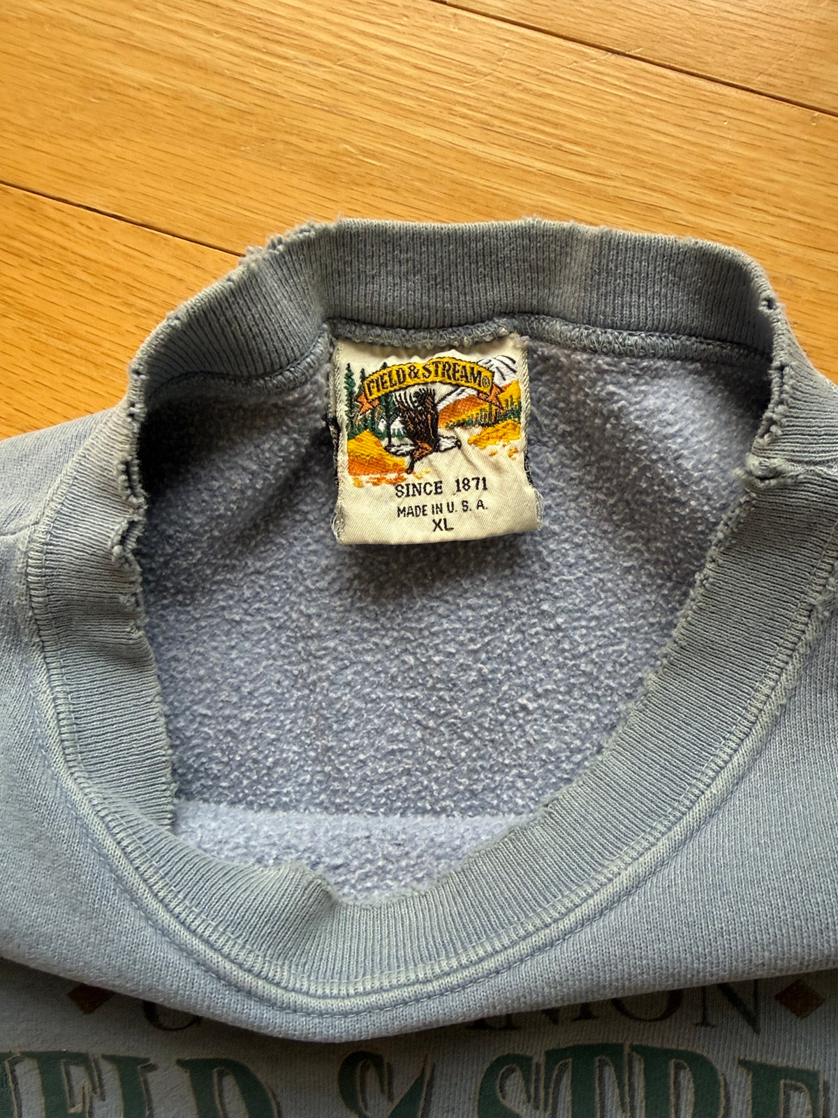 Field & Stream Black Lab Crewneck