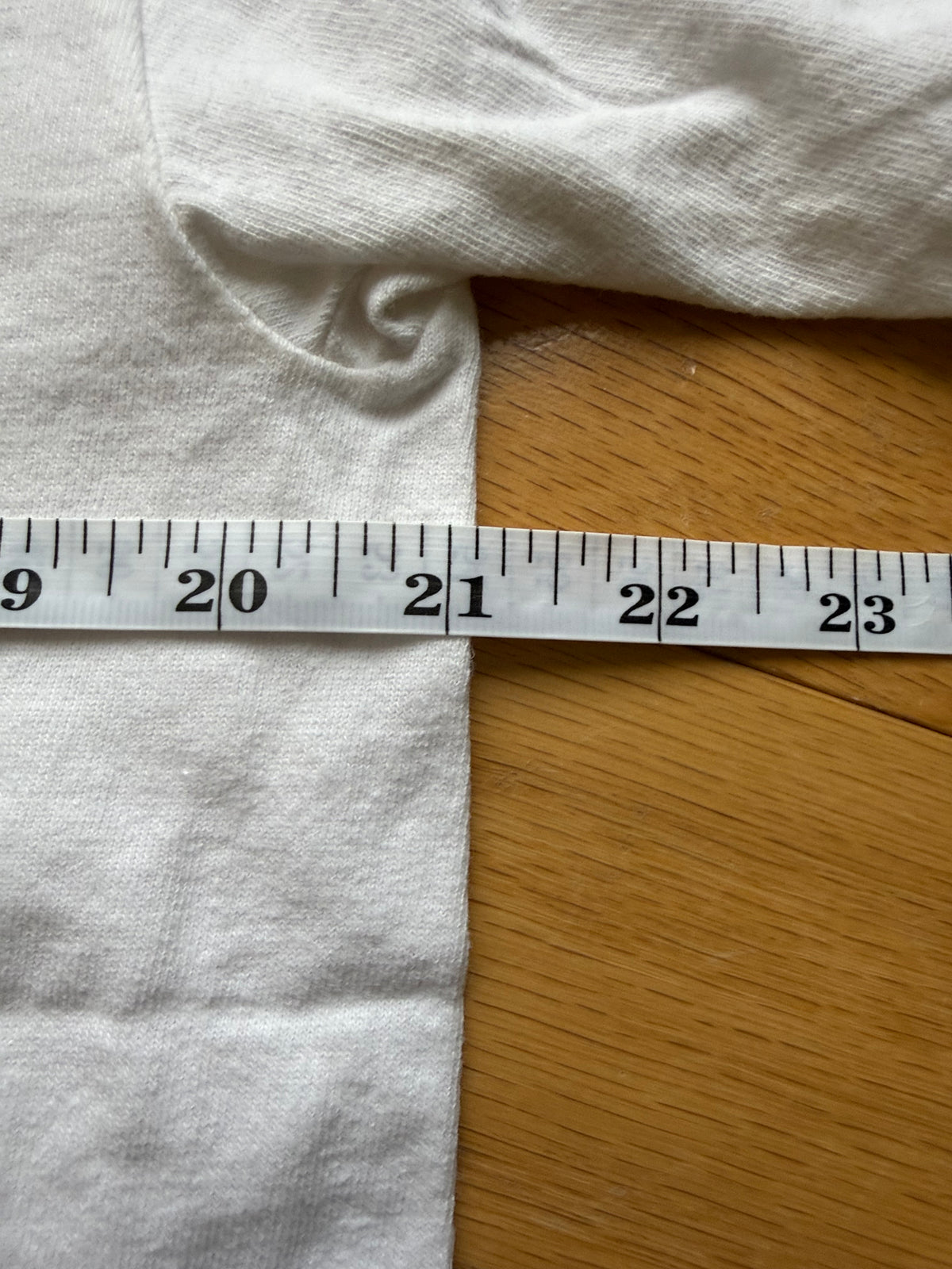 Vintage Peggy Murray Real Women Never Lie Tee. Size L