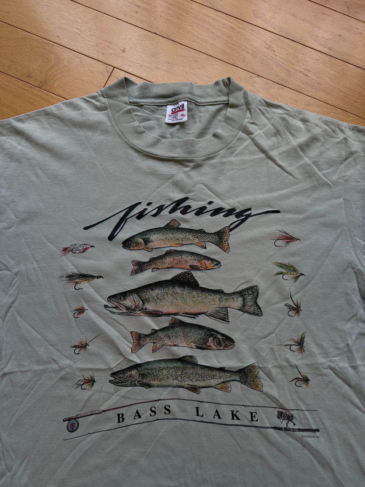 Vintage Bass Lake FIshing Tee. Size XL