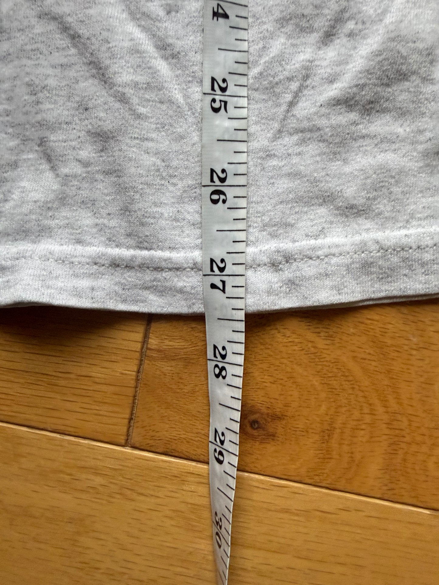 Vintage Artwear Fish-Tale Inn Tee. Size L