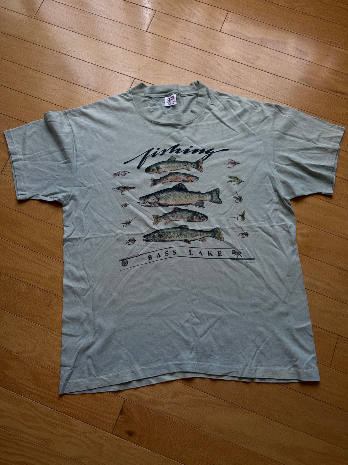 Vintage Bass Lake FIshing Tee. Size XL