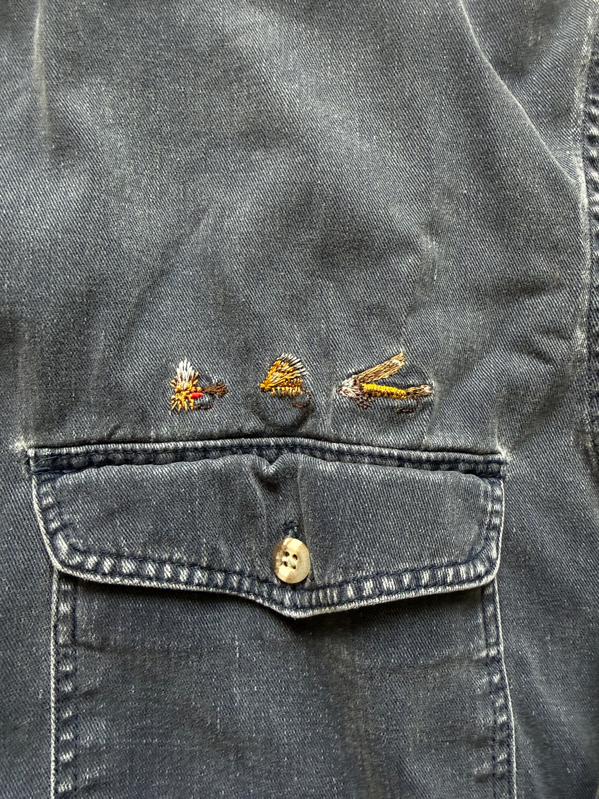 Vintage Eddie Bauer Embroidered Flies Shirt (Dark Denim). Size L