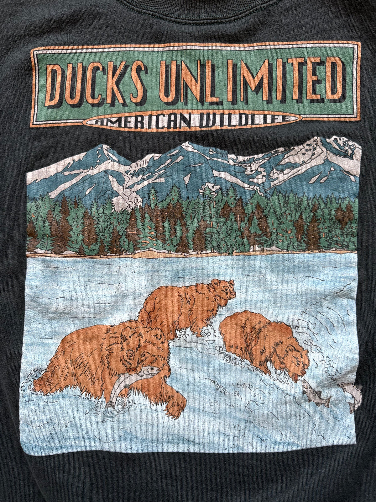 Vintage Ducks Unlimited Bear Crewneck. Size L