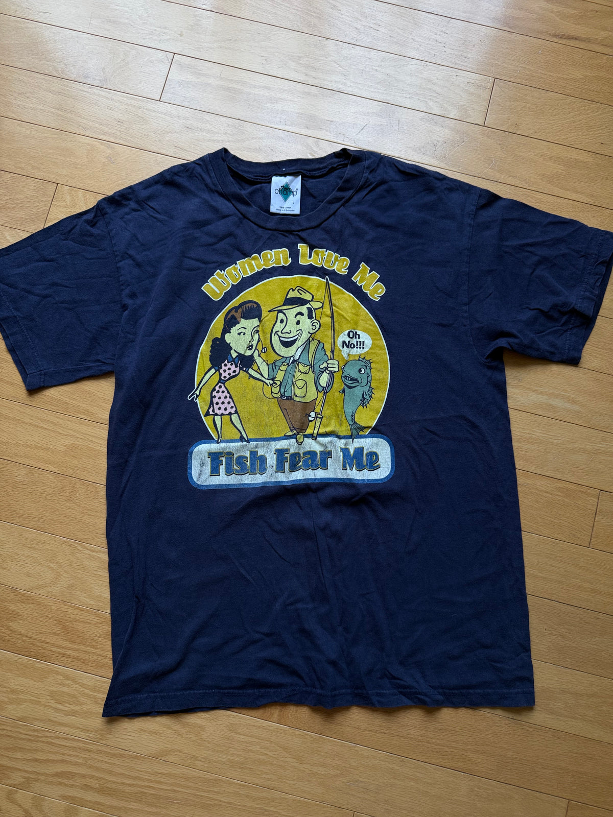 Vintage Women Love Me Tee. Size L