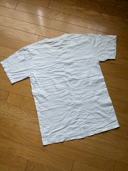 Vintage The End of the Rainbow Tee. Size M