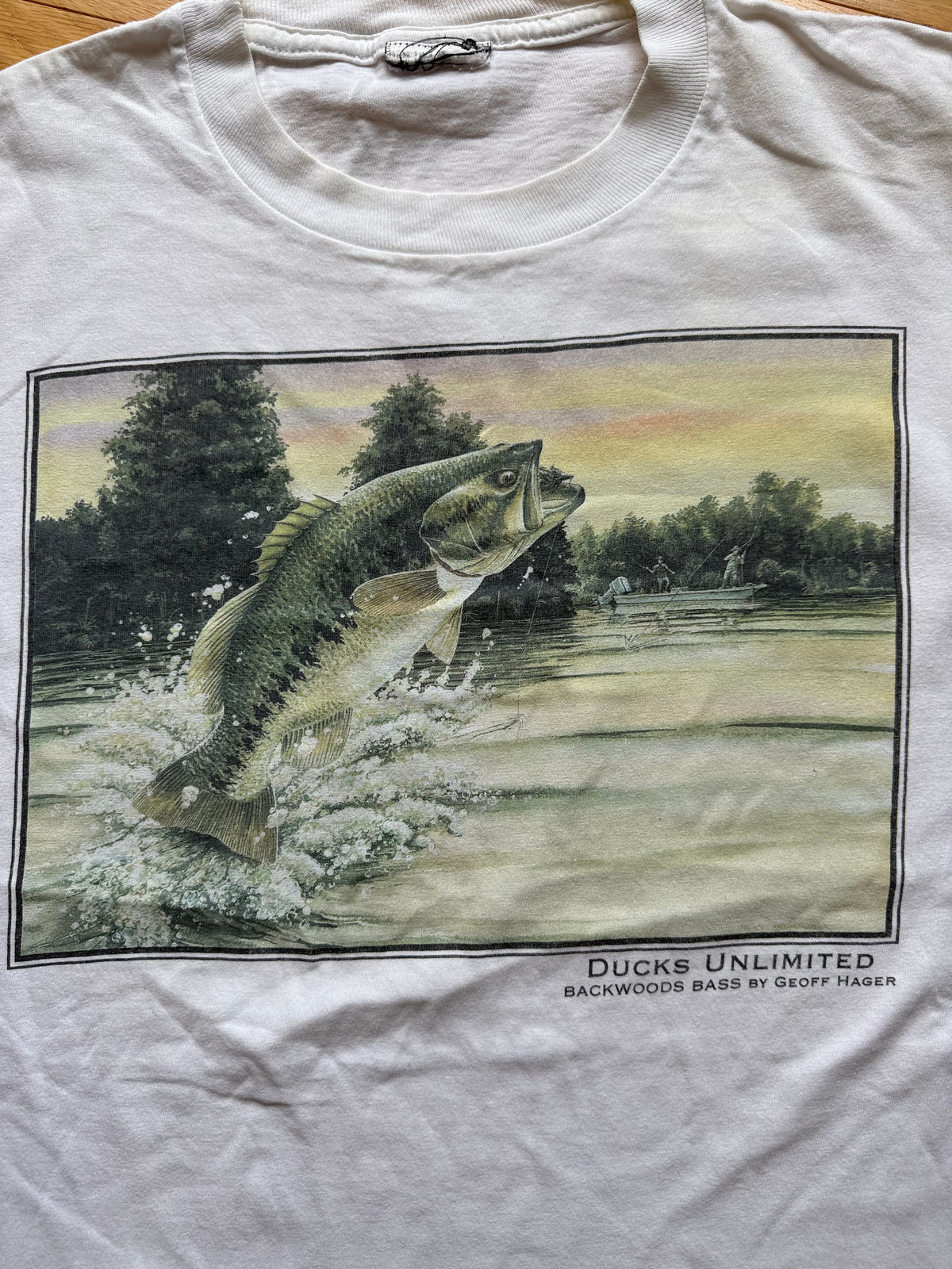 Vintage Ducks Unlimited Backwoods Bass Tee. Size L