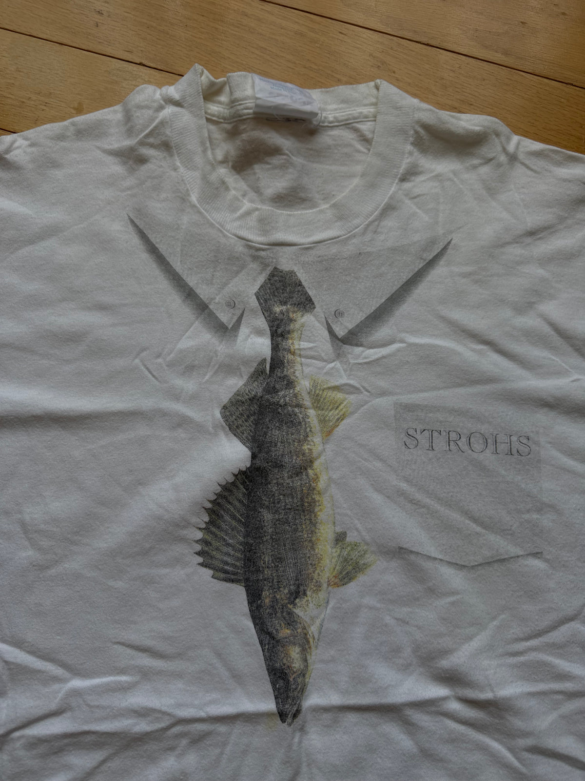 Strohs Walleye Tie Tee