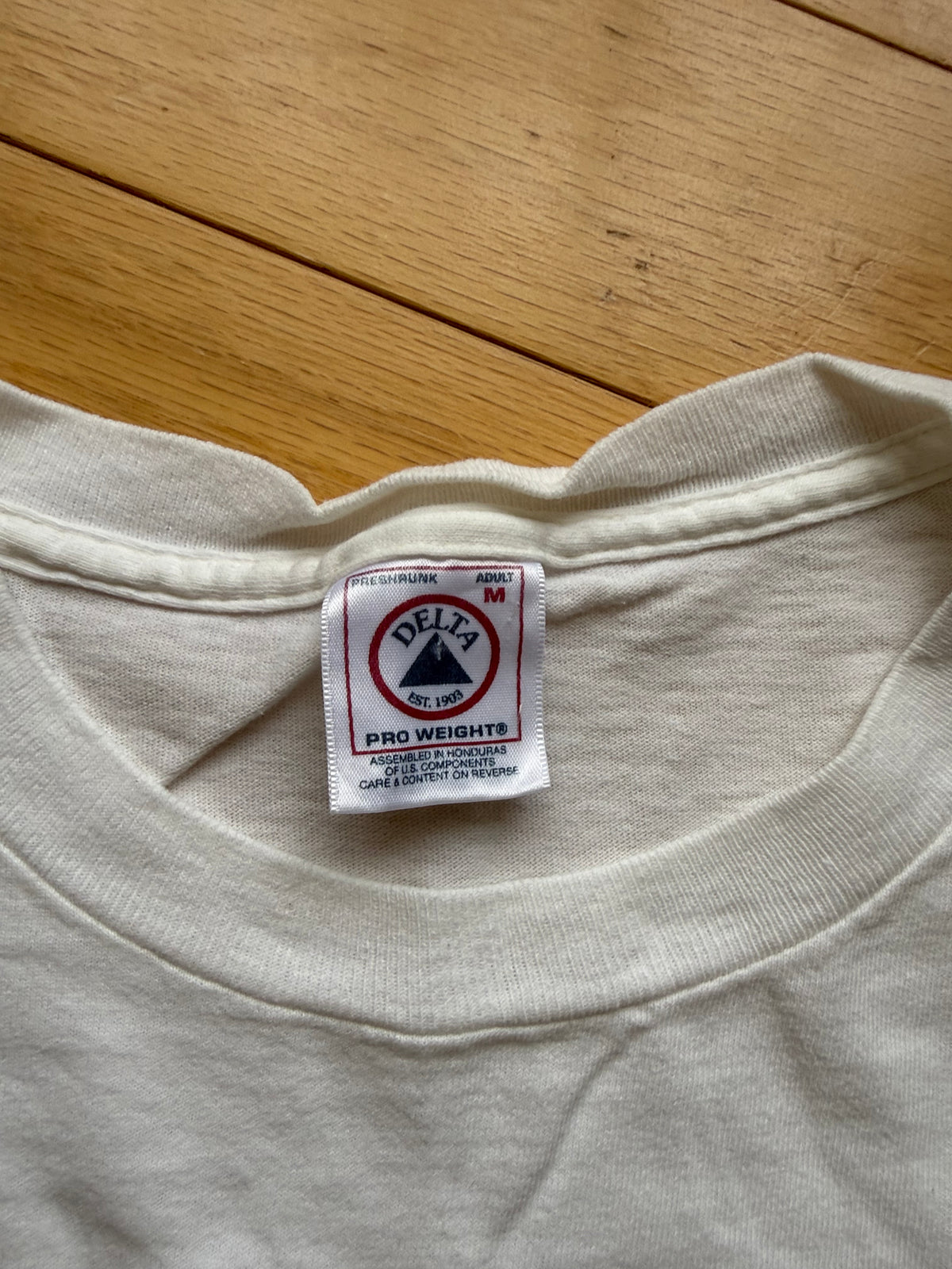 Vintage Peggy Murray Real Women Never Lie Tee. Size M