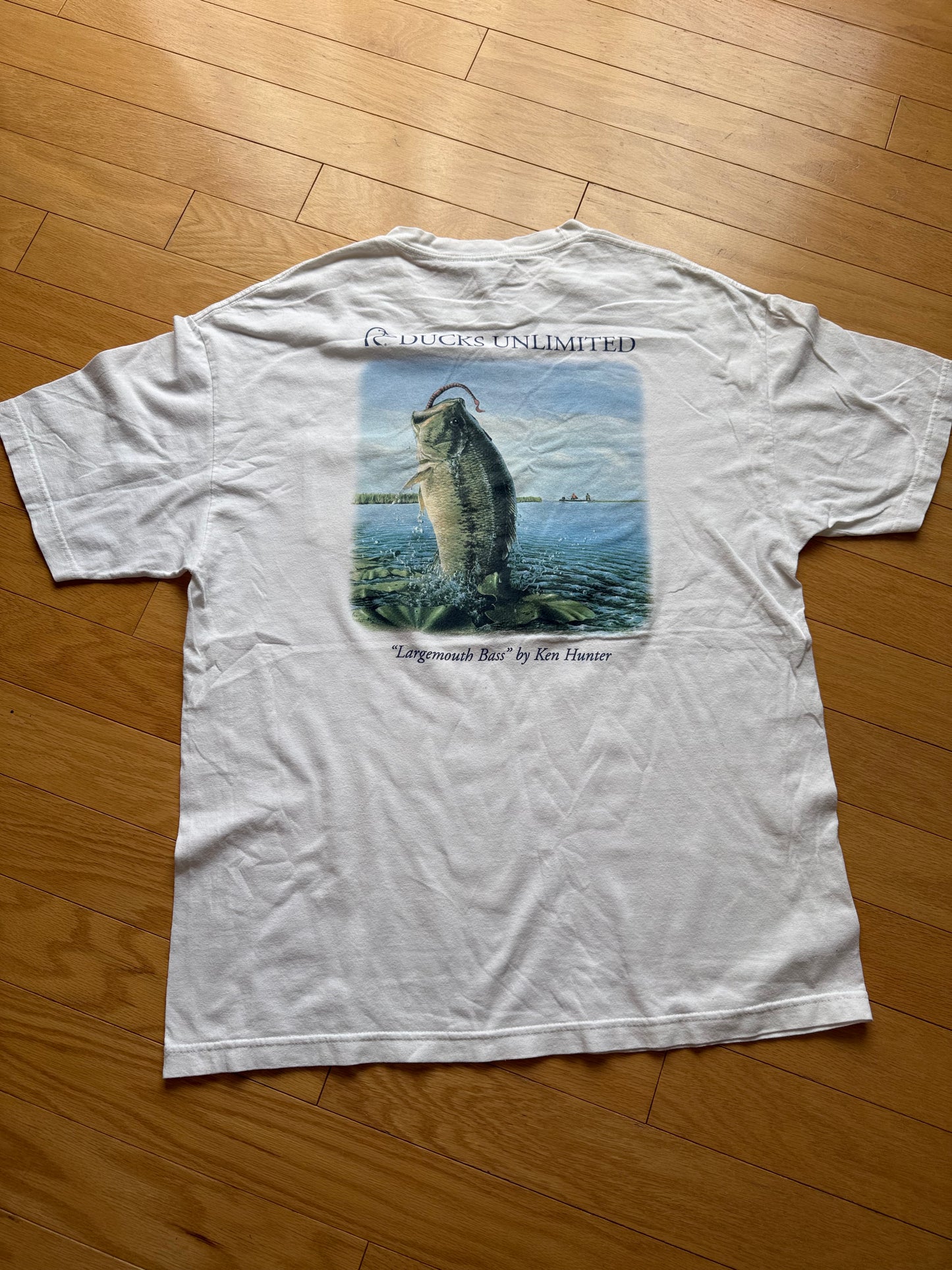Vintage Ducks Unlimited Largemouth Bass Tee. Size XL