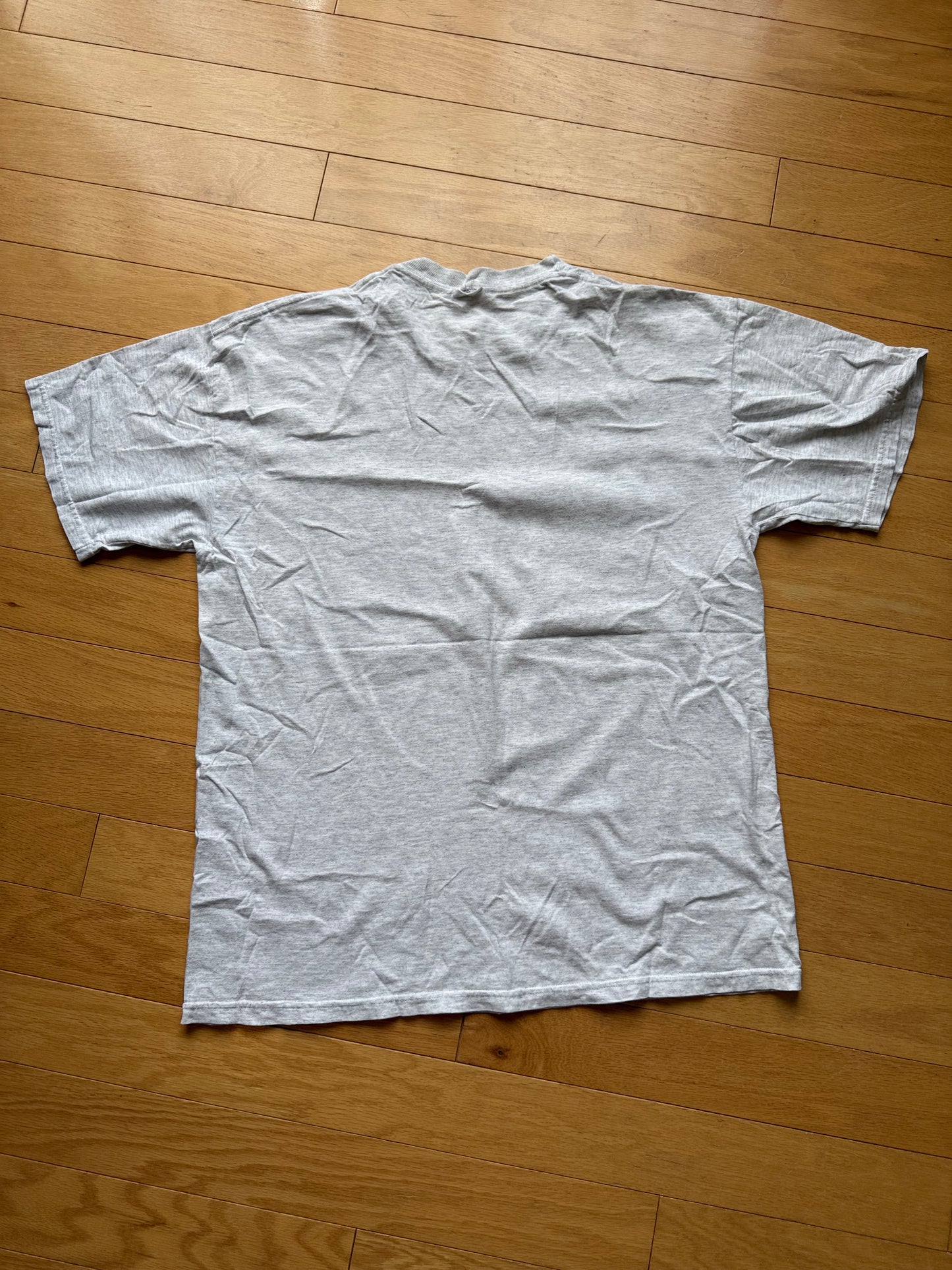 Vintage Artwear Fish-Tale Inn Tee. Size L